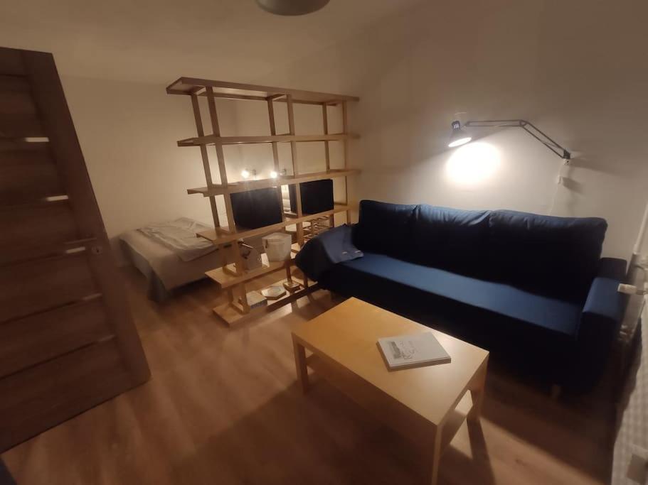 Utulny Bytik Iba 5 Minut Od Historickeho Centra Rimavska Sobota Luaran gambar